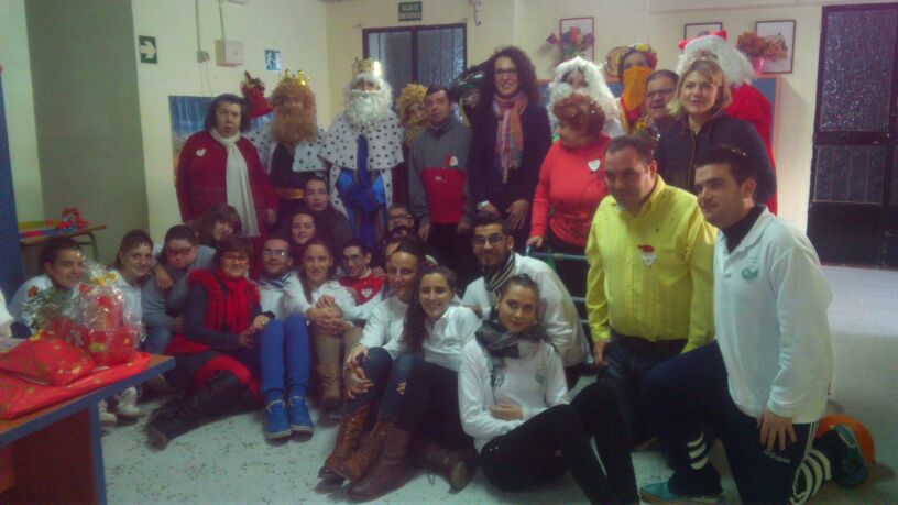 SS. MM. LOS REYES MAGOS VISITAN EL TALLER OCUPACIONAL DE BAILÉN