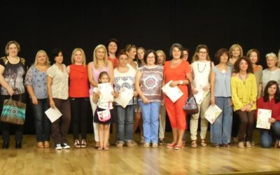 ENTREGA DE DIPLOMAS DE LOS CURSOS Y TALLERES DEL CENTRO DE INFORMACIÓN A LA MUJER