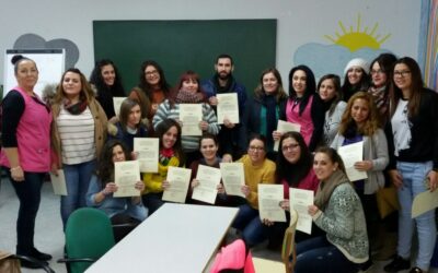 CELEBRADO CON GRAN ÉXITO DE PARTICIPACIÓN EL TALLER DE MANICURA Y ESMALTADO DE UÑAS