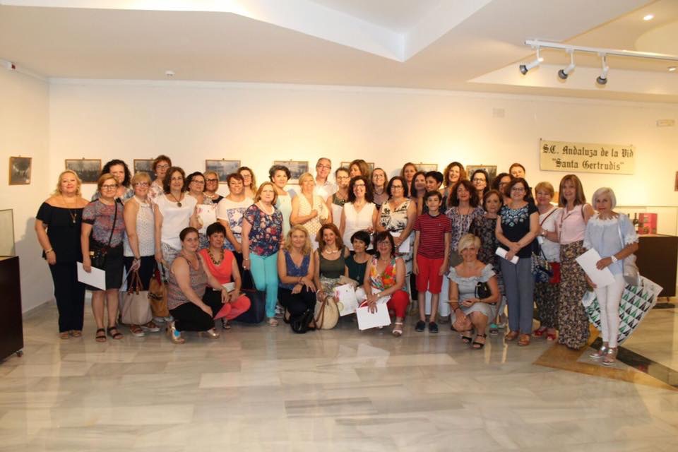 ACTO DE CLAUSURA DE LAS ACTIVIDADES SOCIOCULTURALES DEL CENTRO DE INFORMACIÓN A LA MUJER