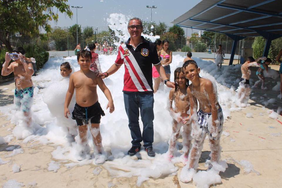 20525870 10210203616023635 6077918180721642427 n