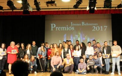 ENTREGADOS LOS PREMIOS JÓVENES BAILENENSES 2017