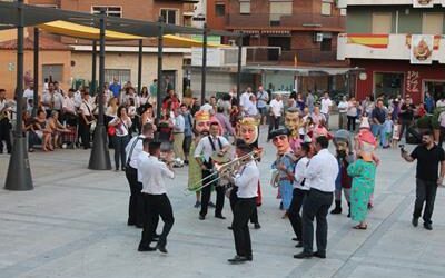 ABIERTO EL PLAZO DE INSCRIPCIÓN PARA PARTICIPAR EN EL DESFILE DE CABEZUDOS DE LAS FIESTAS