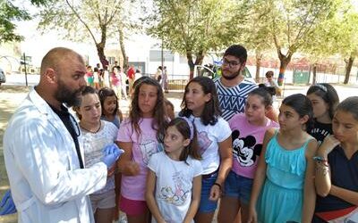 EXHIBICIÓN DE MEDIOS DE LA GUARDIA CIVIL EN LA ESCUELA DE VERANO