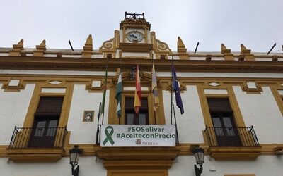 EL CONSISTORIO SE SUMA A LAS MOVILIZACIONES DE LOS OLIVAREROS