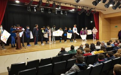 Los escolares de Bailén protagonistas en la celebración del 25 N