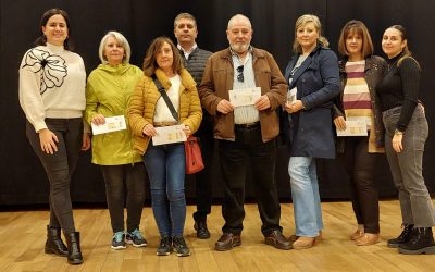 Acto de entrega de lo recaudado en Las Noches Divertidas y Refrescantes celebradas en la Piscina Municipal