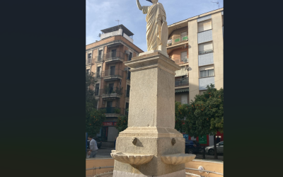 Finalizados los trabajos de restauración de la escultura de la Plaza General Castaños
