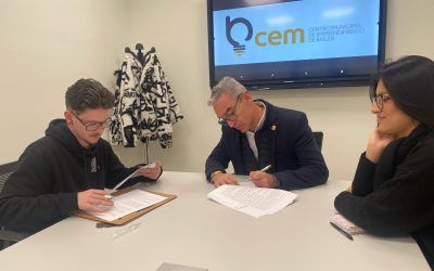 Nuevo contrato de cesión de despachos para emprendedores en el CEM