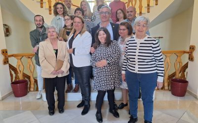 El Alcalde de Bailén y la Delegada de Inclusión Social visitan AFAMP en su 25 aniversario