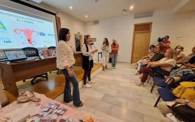 Un centenar de mujeres participan en el taller sobre la Menopausia “Afrontando el cambio”