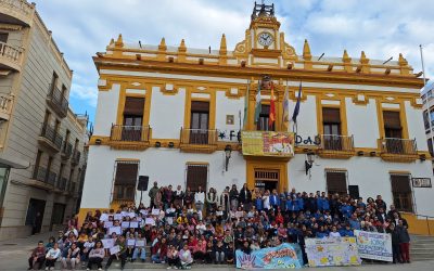 Concentración con motivo del Día Internacional contra la Violencia hacia las Mujeres
