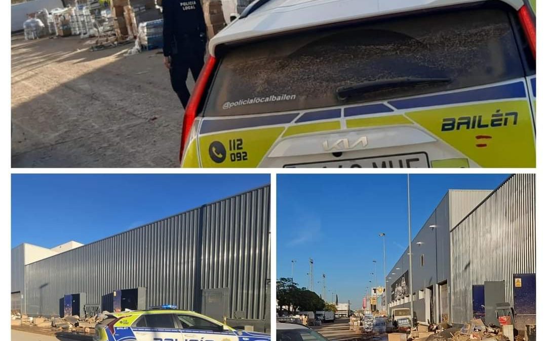 Agentes de la Policía Local de Bailén prestan su servicio y apoyo en Valencia