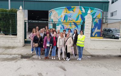 Alumnas del PEF de Ayuda a Domicilio ‘Sanitarias Bailén II’ visitan las instalaciones de Resurja