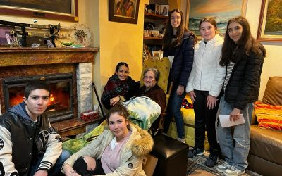 Organizado un reparto de detalles navideños entre las personas que sufren de soledad no deseada