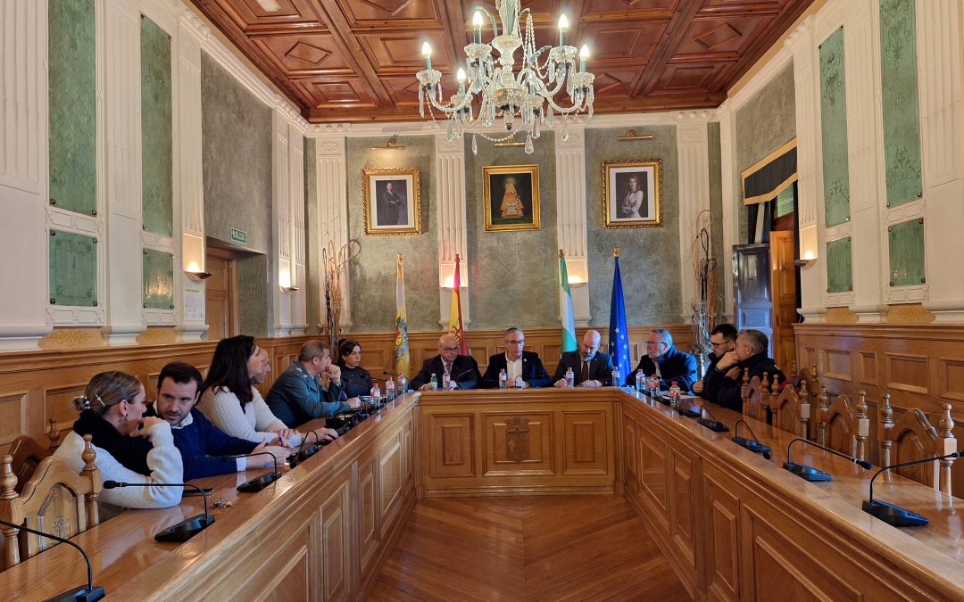 Camacho exige un mayor número de efectivos de la Guardia Civil en  Junta Local de Seguridad