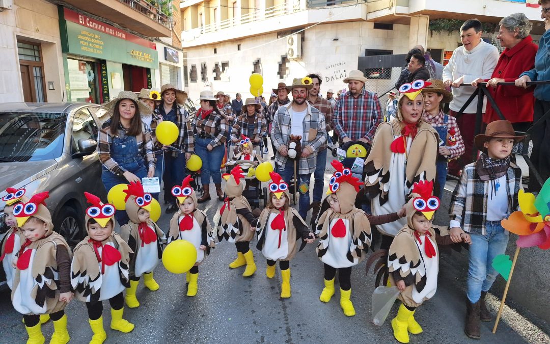 El carnaval escolar llega a las calles de Bailén