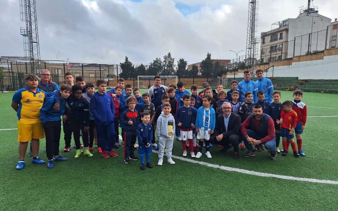 Inaugurada la Escuela de Fútbol 7 que permite la conciliación familiar en Semana Santa