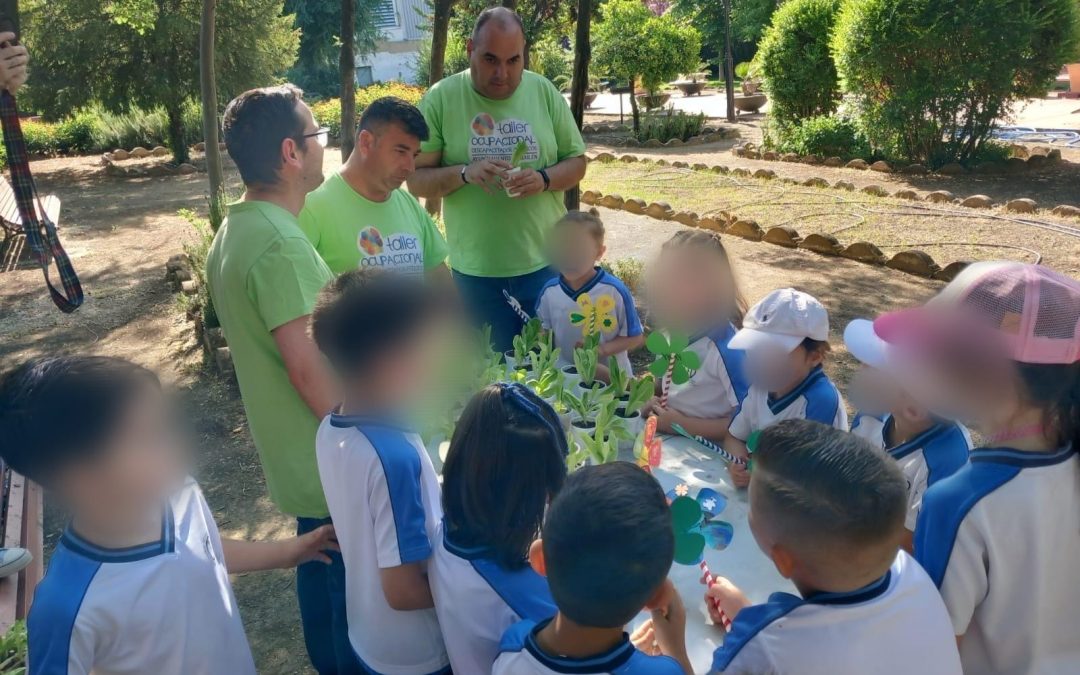 Ayuntamiento, centros educativos y Taller Ocupacional se dan la mano en las actividades en el Jardín Botánico