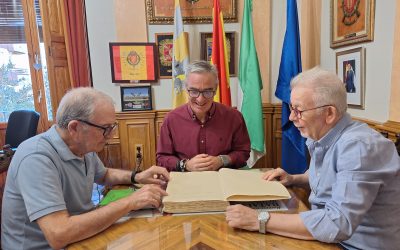 Bailén incrementa su patrimonio histórico y cultural con la donación del libro de oro del Albergue de Carretera