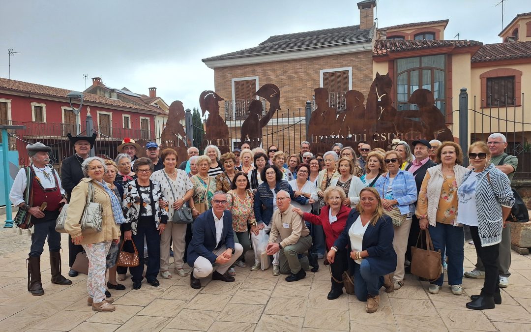 Más de 200 usuarios de los CPAs de la provincia se reúnen en Bailén  para celebrar el Mes del Mayor