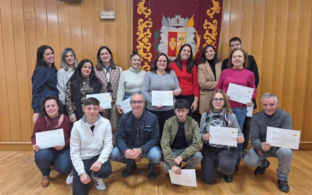 Entregados los diplomas a las alumnas del curso de Operaciones Auxiliares de Servicios Administrativos y Generales