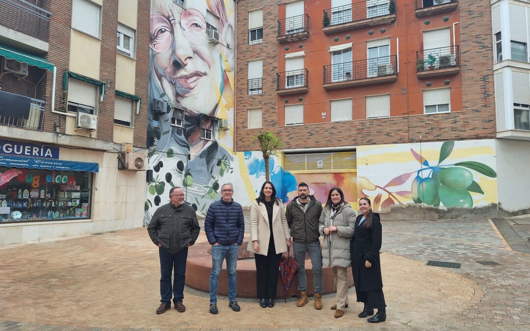 Abierta al tráfico la calle Colón y plaza del Mercado tras las obras integrales del PFEA