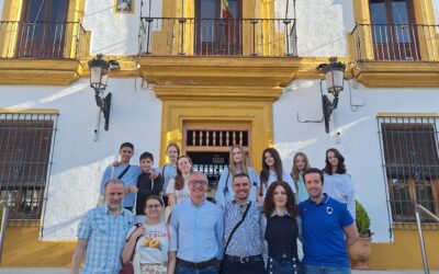 El alcalde de Bailén recibe a ocho estudiantes Erasmus procedentes de Zagreb